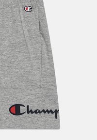 Champion ICONS BERMUDA UNISEX - Treniņtērpa apakšdaļas - grey