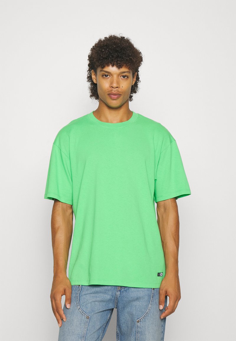 Edwin BASIC UNISEX TShirt basic green/hellgrün Zalando.at
