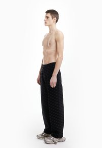 FAVELA MONOGRAM UNISEX - Løst sittende jeans - black denim
