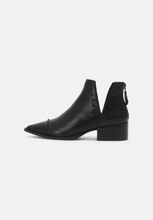 Enkelkaarsjes - black