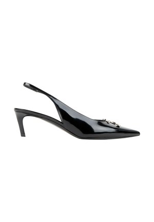 Schwarzer Slingback High Heel aus Lackleder mit spitzer Zehenpartie und silberner dekorativer Verzierung vorne.