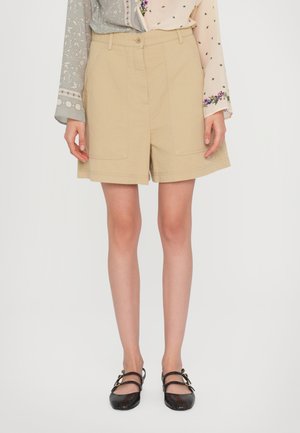 Shorts - sand