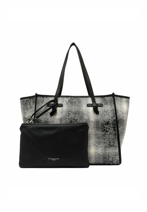Borsa a tote nera e grigia con finitura texture, dotata di due manici e di una pochette nera staccabile con zip e logo.