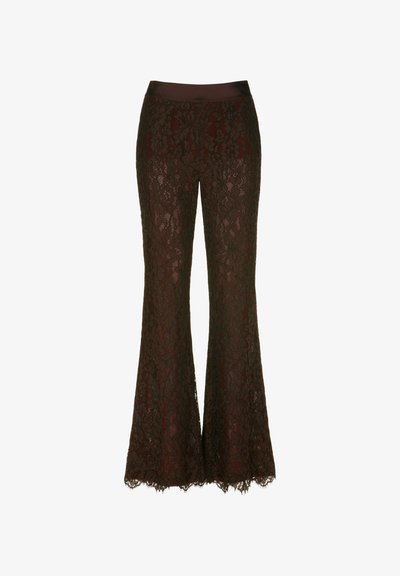 Čipkasté široke hlače v temno burgundski barvi, s gladkim satenastim pasom in nežnim cvetličnim čipkastim vzorcem, s čipkastimi robovi.