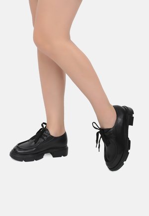 Lace-ups - black
