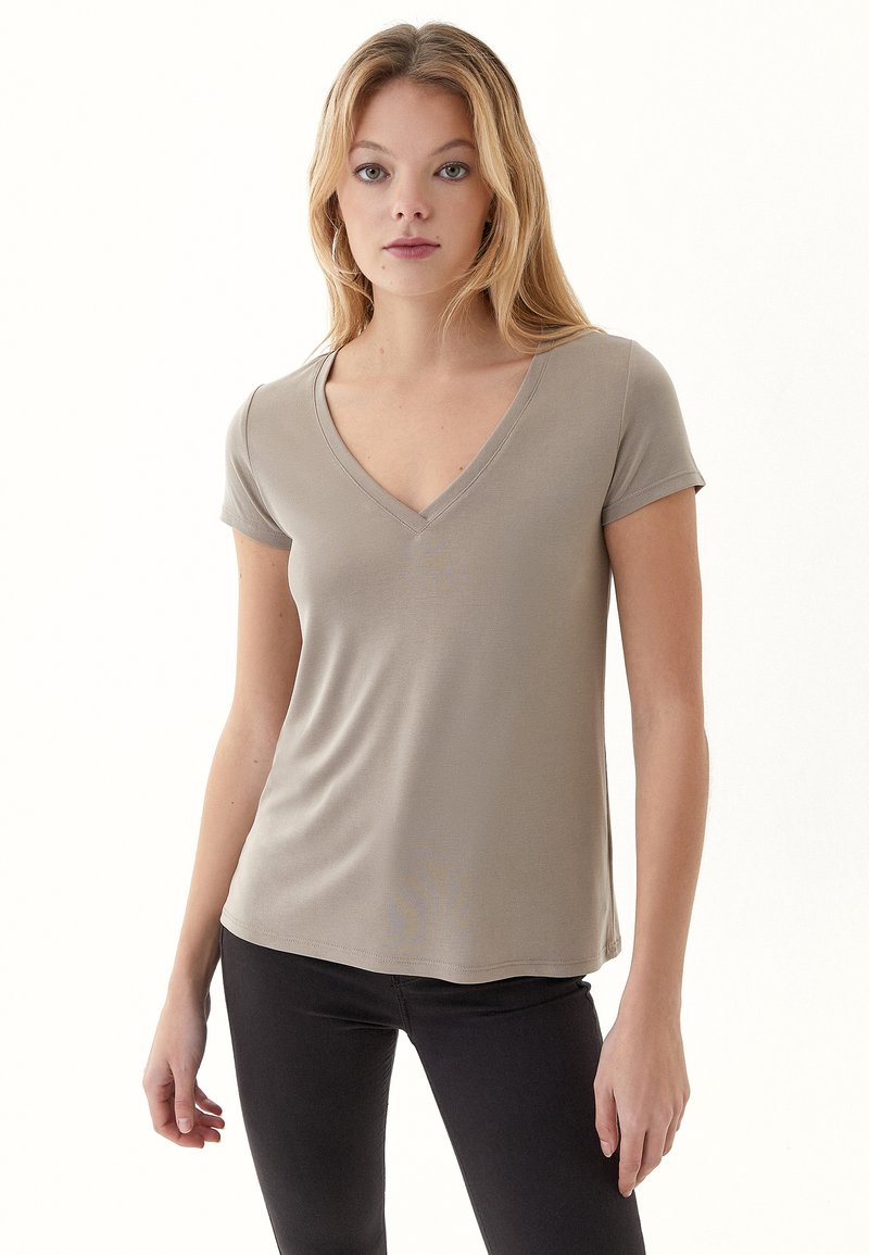 OXXO SOFT TOUCH T-SHIRT BASIC - T-shirt basic - silver mink