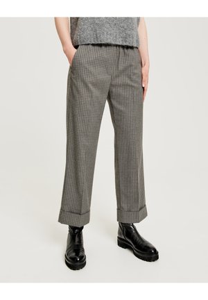 Trousers - easy grey