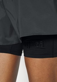 adidas Performance BRLN 2IN1 SPORTS - Αθλητικό σορτς - black/vivid green