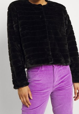 ONLY Chaqueta de invierno - black