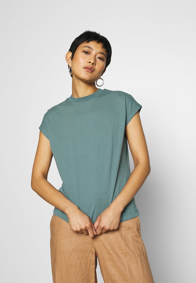 MODERN TEE - T-shirt basic - goblinblue