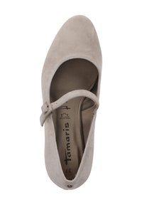 Beige mocka Mary Jane-sko med rund tå, ett mjukt övre material, ett rem över fotryggen och en vadderad innersula.