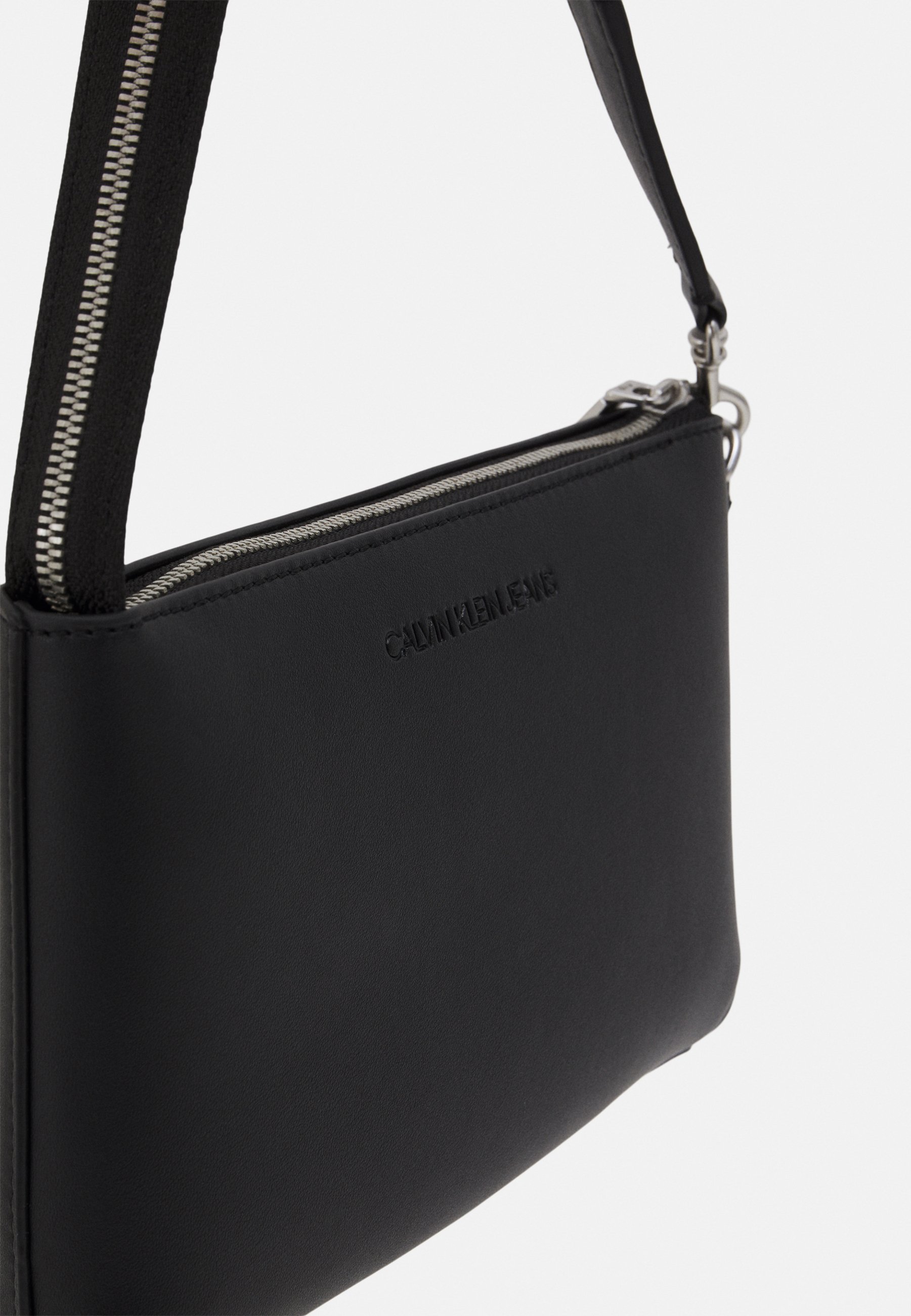 Donna SCULPTED SHOULDER POUCH MONO - Borsa a mano Donna SCULPTED SHOULDER POUCH MONO - Borsa a mano