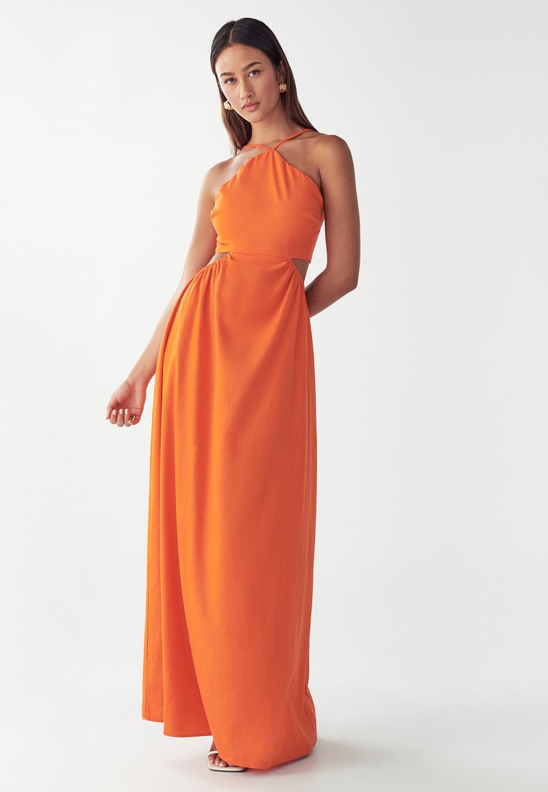 strapless open back dress Printed Mesh Drape Back Maxi Dress – bebe main image 0