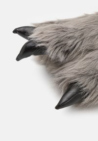 Pier One Slippers - grey