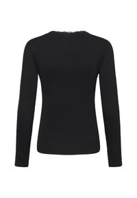 Top negru cu mânecă lungă și decolteu rotund. Dispune de dantelă pe decolteu și pe mâneci, fabricat dintr-un material neted și elastic.