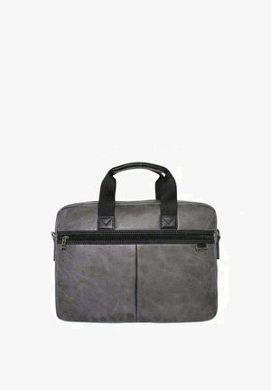 Malette en cuir gris avec poignées noires et poche avant zippée, conçue pour transporter des documents et des ordinateurs portables.