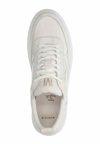 White leather sneaker with textured upper, rounded toe, and flat laces. Features a gold logo and subtle branding on the insole.