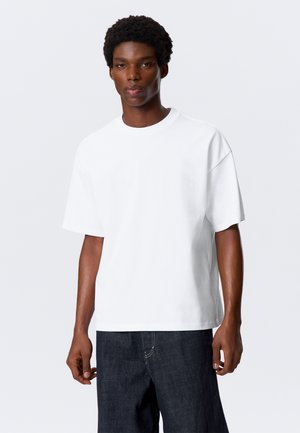 Weekday BOXY HEAVYWEIGHT - Pamata T-krekls - white