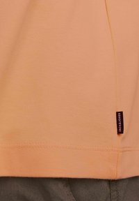 Jack & Jones JJEURBAN EDGE TEE NOOS - Basic T-shirt - apricot ice
