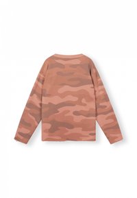 Camicia a maniche lunghe in camouflage con una palette di colori rosa e marrone, tessuto morbido, collo rotondo e dettaglio con orlo grezzo.