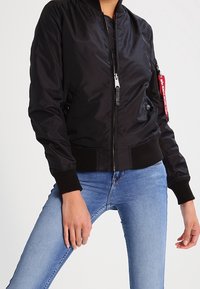Alpha Industries Giubbotto Bomber - black