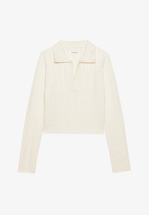 Afskåret sweater i creme, med et kabelstrikket mønster, bred krave og ribbede manchetter. Lavet af blødt, tekstureret stof.