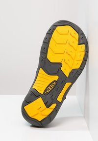 Keen Vaellussandaalit - blue