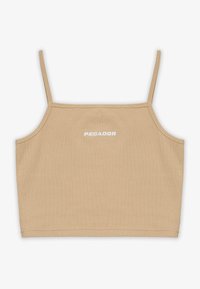 Brązowy prążkowany crop top z regulowanymi cienkimi ramiączkami oraz białym logo "PEGADOR" z przodu. Gładka faktura materiału, dopasowany krój.