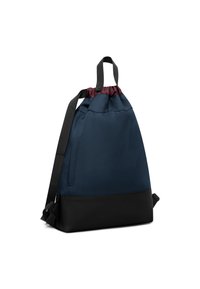 Sötétkék, zsinóros hátizsák fekete alapkivitelben. A tetején bordó díszítéssel, állítható fekete pántokkal és oldalsó zsebbel rendelkezik.