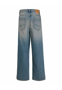 Hele sinised laia säärega teksapüksid tagataskutega ja pruun Jack & Jones marki plaastriga vöörihmil.