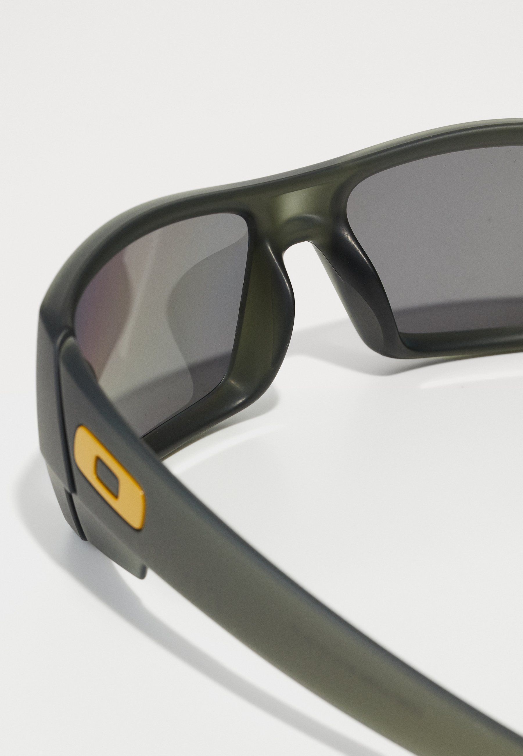 Oakley Eyewear GASCAN UNISEX - Sunglasses - matte olive ink/black