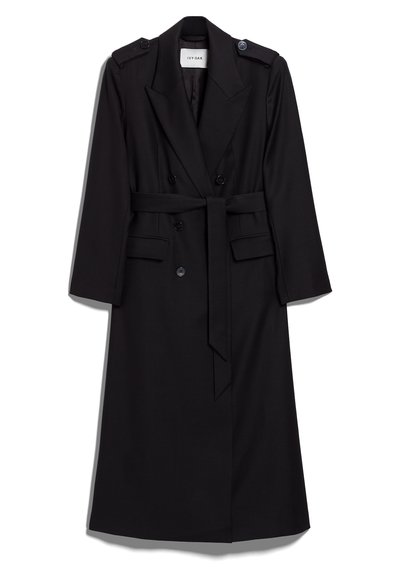 Zwarte lange trenchcoat van gladde stof, met een dubbelzijdig ontwerp, twee voorzakken, schouderepauletten en een tailleband.