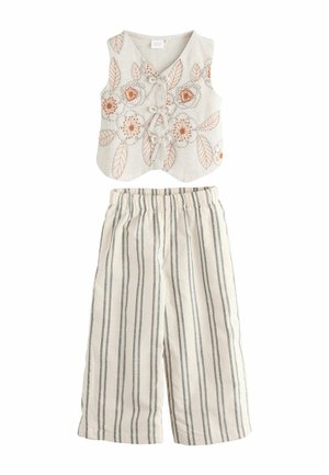 REGULAR FIT - EMBROIDERED AND WIDE SET   - Weste - neutral