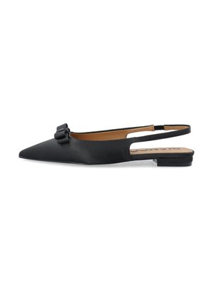 Escarpin slingback noir à bout pointu avec un petit nœud décoratif à l'avant et un petit talon empilé sur fond blanc.