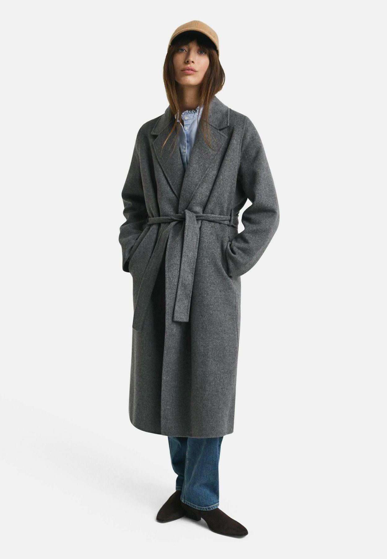 HANDSTITCHED BELTED COAT