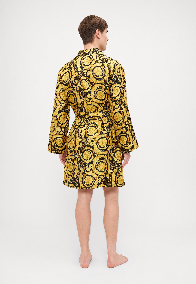 Versace UNDERWEAR ROBE BAROQUE ALL OVER PRINT - Dressing gown - black/gold/ black - Zalando Versace UNDERWEAR ROBE BAROQUE ALL OVER PRINT - Dressing gown - black/gold/ black - Zalando