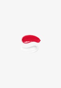 Des textures crémeuses rouges et blanches sont entrelacées, la rouge sur le dessus, mettant en valeur des finis brillants et des formes lisses et fluides.