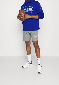 Nike Performance Felpa con zip - blue