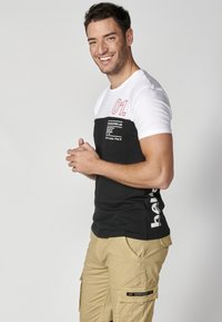 Koroshi SHORT SLEEVE  - Trükipildiga T-särk - blanco white