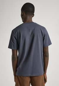 Pepe Jeans CONNOR - Paprasti marškinėliai - phantom grey