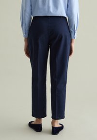 PIOMBO Pantalones - night blue