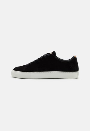 LESS - Trainers - black