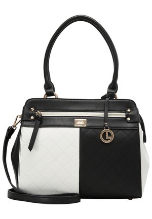 Mustat ja valkoiset tilkkupussit kultaisella vetoketjulla, logokoristeella, kaksoiskahvoilla ja irrotettavalla olkahihnalla valkoisella taustalla.