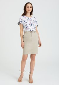 Greenpoint Mini suknja - beige