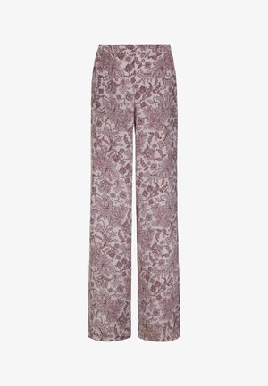 Bladoróżowe spodnie w szerokie nogawki z drobnym, ciemnofioletowym kwiatowym wzorem na całej powierzchni oraz wysokim stanem.