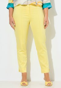 Niewybrane, lemon yellow