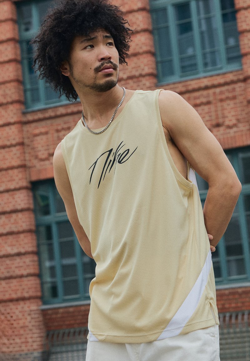 Nike Performance ICON  - Top - team gold/white/black