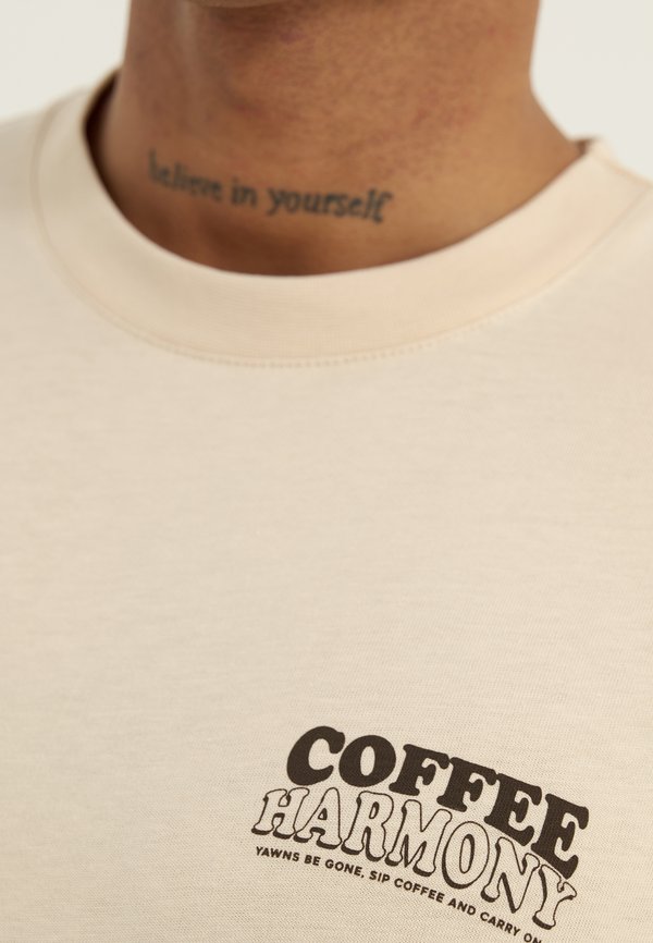 UNISEX - Print T-shirt - beige2