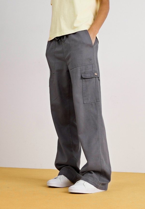 PRECIOUS - Cargo trousers - anthracite3