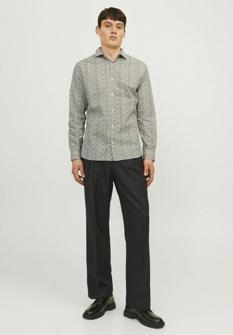 Camisa